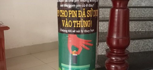 Chi đoàn Thư viện tỉnh thực hiện mô hình công trình thanh niên với chủ đề  “Thu hồi pin cũ - Bảo vệ Trái đất xanh”