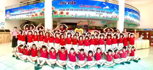 Thư viện tỉnh An Giang đón tiếp đoàn tham quan Trường Quốc tế GIS – gắn kết bền lâu, lan tỏa tình yêu sách.